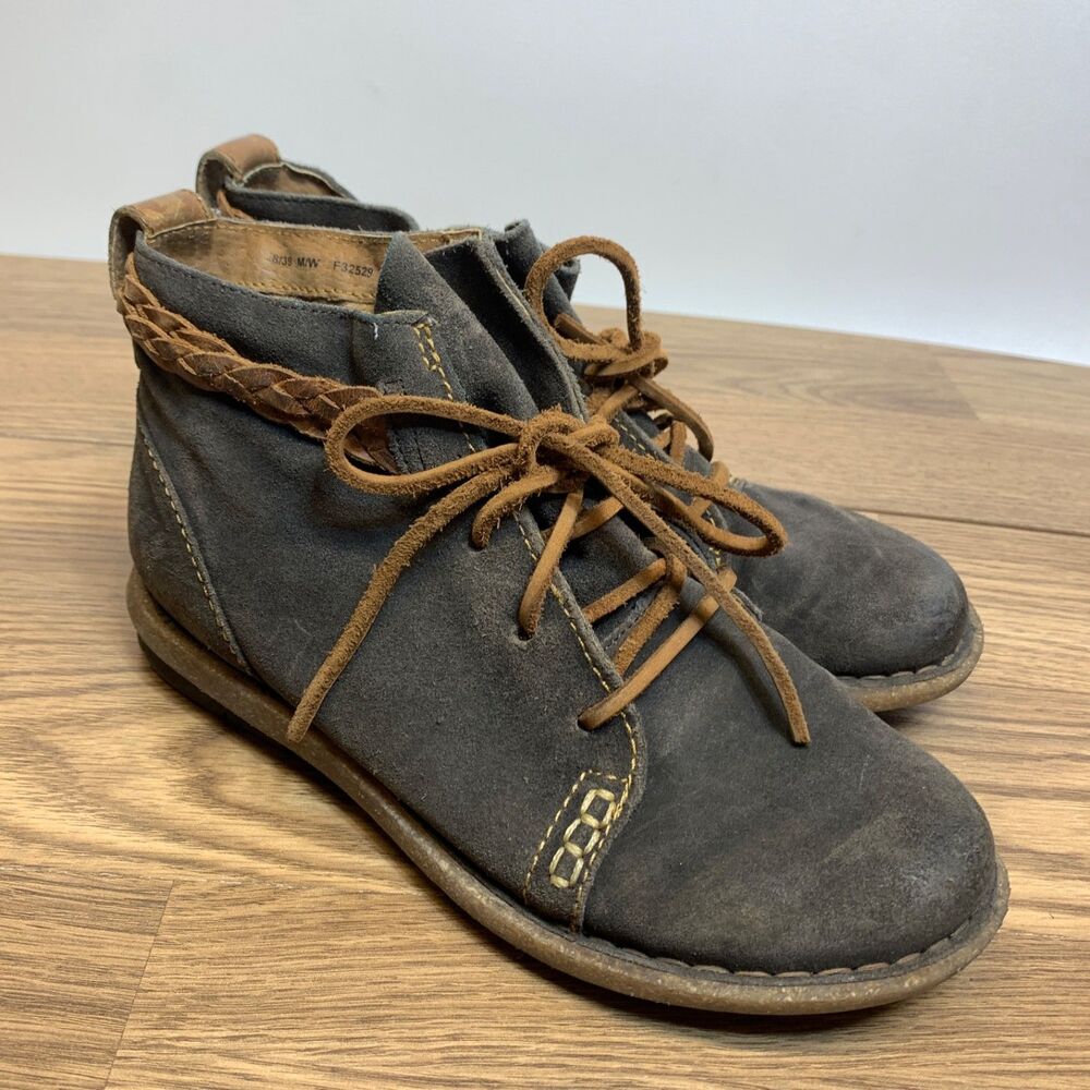 Born Temple II Boot Women's 8/39 Brown Lace Up Suede Short Heel Bootie F32529